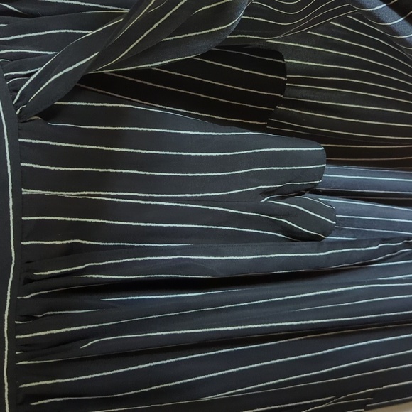 Bonnie Jean Black & White Striped Skirted Romper w/ Back Cutout Girls Size 14 - Picture 5 of 5